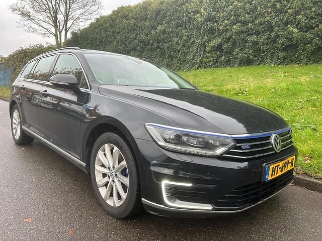 Occasion VW Passat Highline 156 PK (114 kW) 2015 Zwart Stationwagen