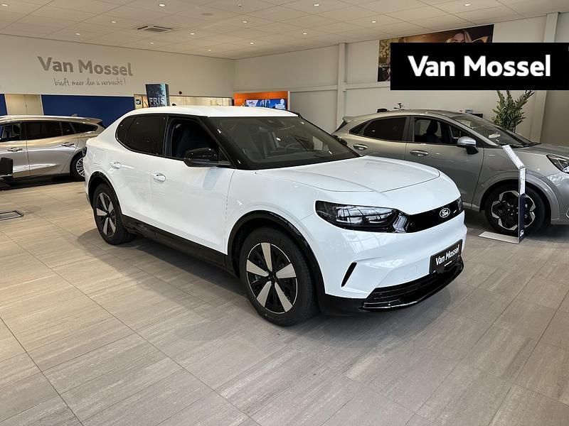 Wit Nieuw 2025 Ford Capri Extended Range SUV | € 47.300 - Afbeelding 1/4