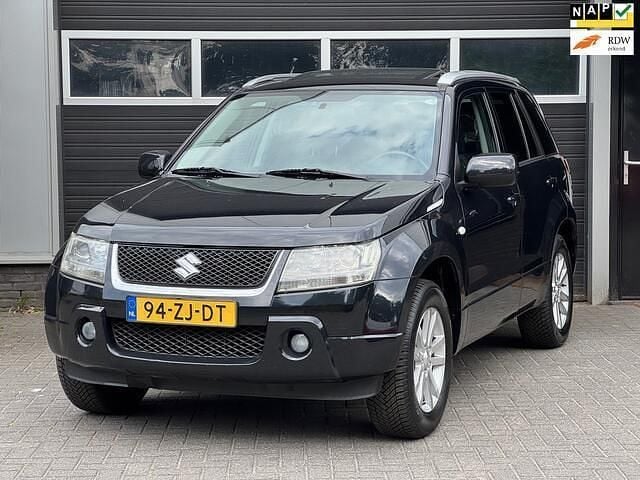 Zwart Gebruikt 2008 Suzuki Grand Vitara Limited SUV | € 5.950 (Eerlijke prijs) - Afbeelding 1/4