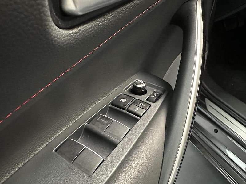 Occasion Toyota Corolla Hybrid Plus 140 PK (102 kW) 2025 Ash grey metallic (grijs metallic) Hatchback