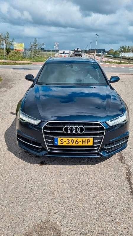 Blauw Gebruikt 2018 Audi A6 S-Line Stationwagen | € 20.000 (Super prijs) - Afbeelding 1/4