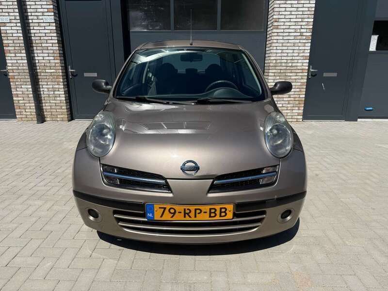 Bruin Gebruikt 2005 Nissan Micra Hatchback | € 1.350 (Eerlijke prijs) - Afbeelding 1/4