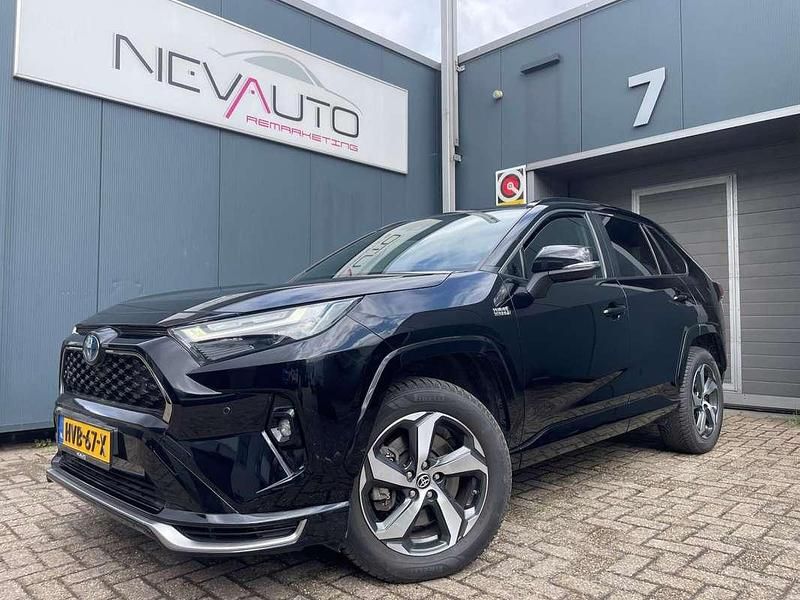 Zwart Gebruikt 2023 Toyota RAV4 Hybrid Style SUV | € 45.800 (Eerlijke prijs) - Afbeelding 1/4