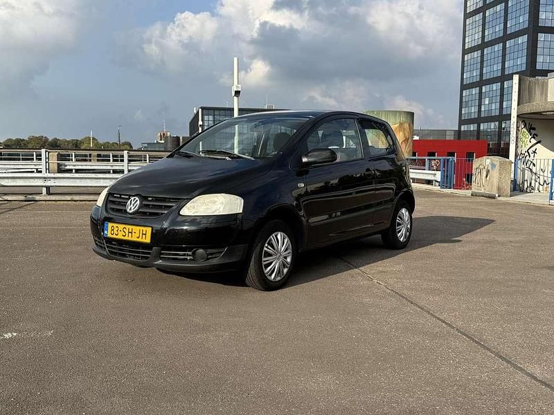 Occasion VW Fox Trendline 75 PK (55 kW) 2005 Zwart Hatchback