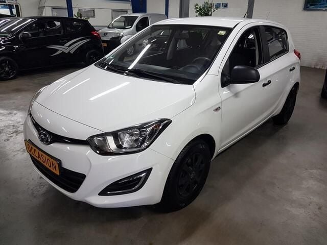Wit Gebruikt 2014 Hyundai i20 Hatchback | € 6.500 - Afbeelding 1/4