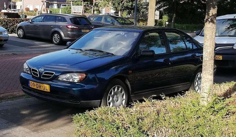 Blauw Gebruikt 1999 Nissan Primera Comfort Sedan | € 1.250 - Afbeelding 1/4