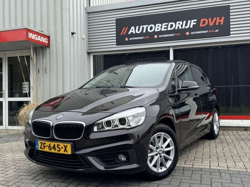 Bruin Gebruikt 2015 BMW 218 Active Tourer Sport Line MPV | € 10.950 (Iets duurder) - Afbeelding 1/4
