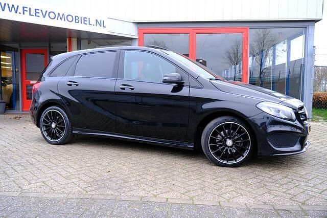 Occasion Mercedes B180 AMG 123 PK (90 kW) 2016 Zwart MPV