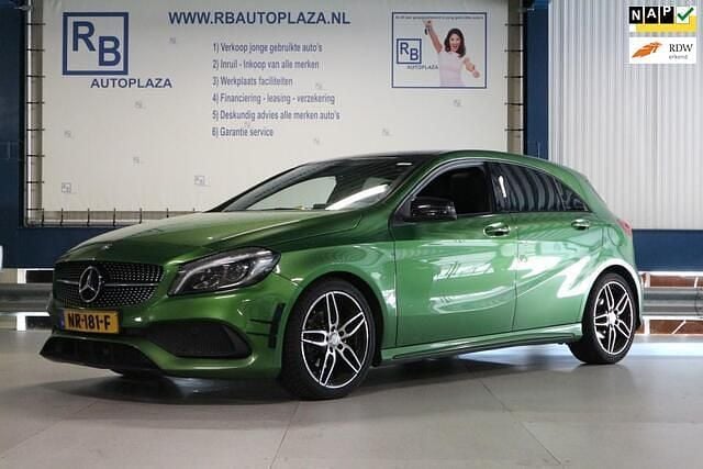 Groen Gebruikt 2017 Mercedes A180 Ambition Hatchback | € 12.950 (Goede deal) - Afbeelding 1/4