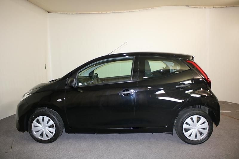 Occasion Toyota Aygo 72 PK (52 kW) 2022 Zwart Hatchback