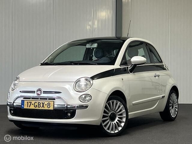 Wit, metallic lak Gebruikt 2008 Fiat 500 Lounge Hatchback | € 4.445 (Eerlijke prijs) - Afbeelding 1/3