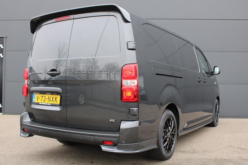 Nieuw Peugeot e-Expert 100 kW (136 PK) 2026 Grijs Van