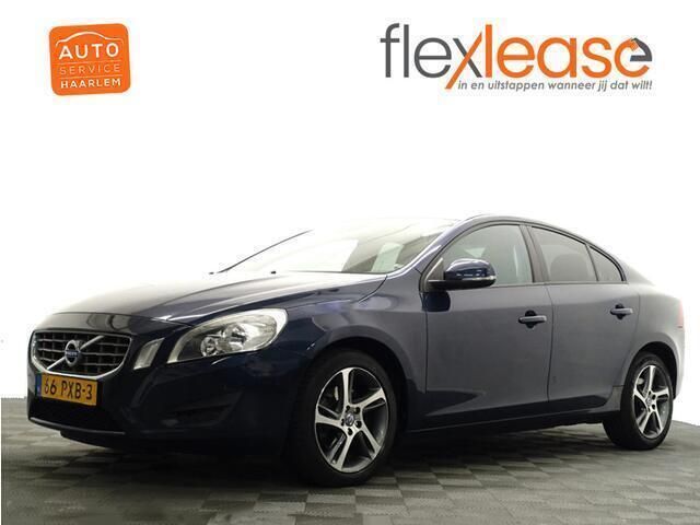 Blauw Gebruikt 2011 Volvo S60 Summum Sedan | € 9.900 (Goede deal) - Afbeelding 1/4
