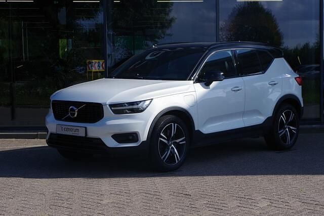 Wit Gebruikt 2021 Volvo XC40 R-Design SUV | € 28.950 (Super prijs) - Afbeelding 1/4