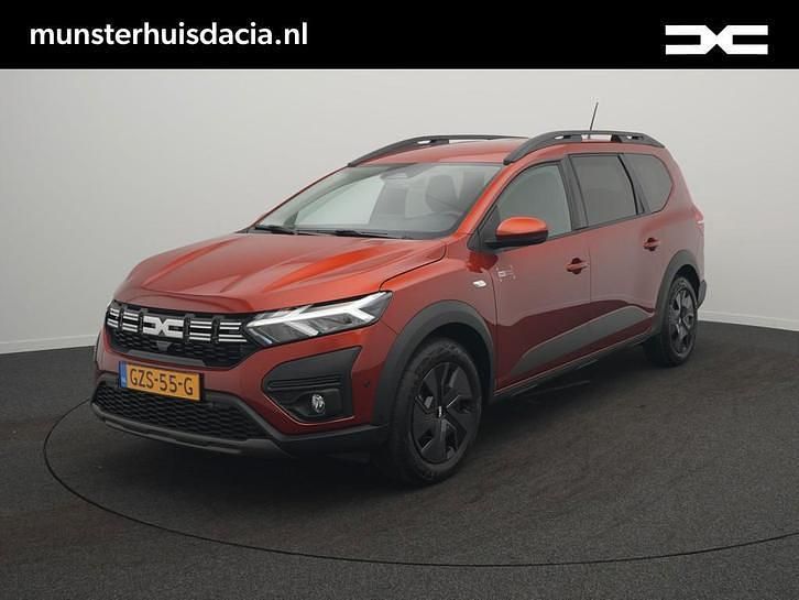 Bruin Nieuw 2025 Dacia Jogger Expression MPV | € 24.950 (Super prijs) - Afbeelding 1/4