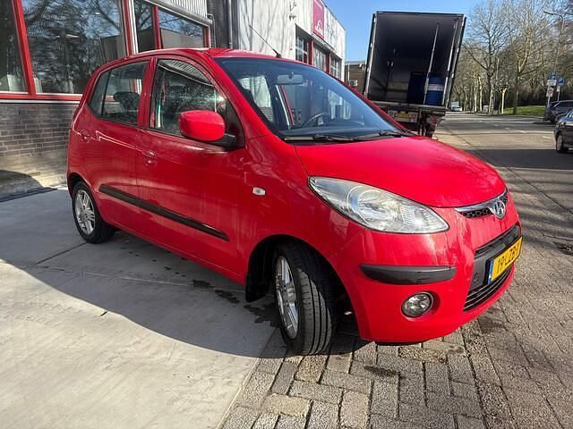 Occasion Hyundai i10 Dynamiq 67 PK (49 kW) 2010 Rood Hatchback