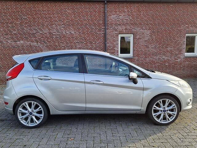 Occasion Ford Fiesta Titanium 82 PK (60 kW) 2010 Grijs Hatchback