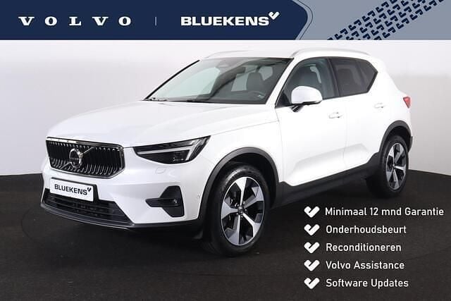 Wit Gebruikt 2024 Volvo XC40 Core SUV | € 39.900 (Goede deal) - Afbeelding 1/4