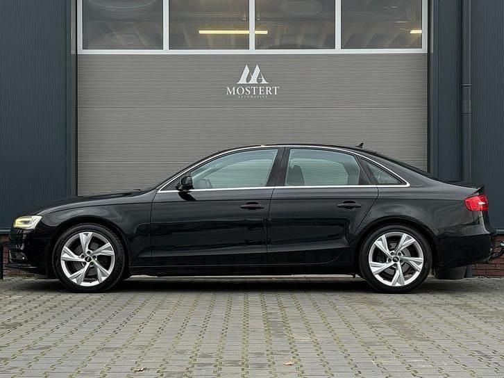 Occasion Audi A4 170 PK (125 kW) 2015 Zwart (metallic) Sedan