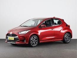Emotional red metallic (rood metallic) Gebruikt 2020 Toyota Yaris Limited Hatchback | € 19.000 (Eerlijke prijs) - Afbeelding 1/3