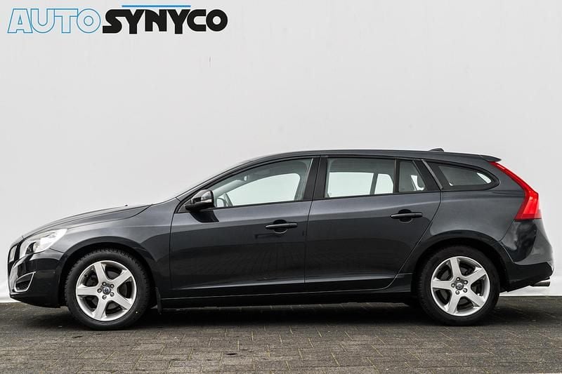 Occasion Volvo V60 Kinetic 180 PK (132 kW) 2011 Grijs Stationwagen