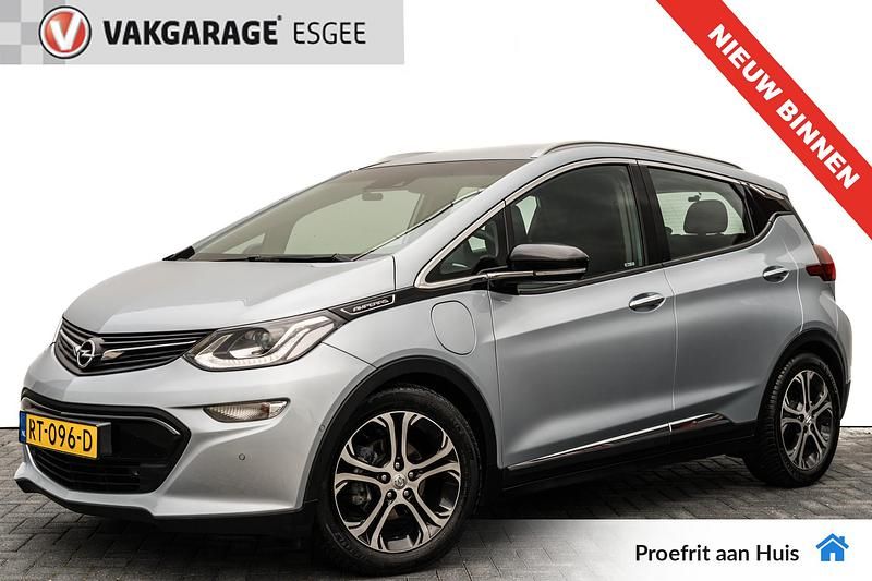 Blauw Gebruikt 2018 Opel Ampera Executive Hatchback | € 15.735 (Iets duurder) - Afbeelding 1/4