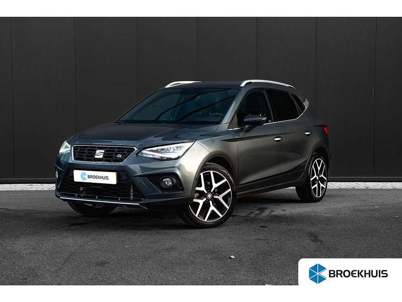 Grijs Gebruikt 2019 Seat Arona Business SUV | € 16.950 (Eerlijke prijs) - Afbeelding 1/4