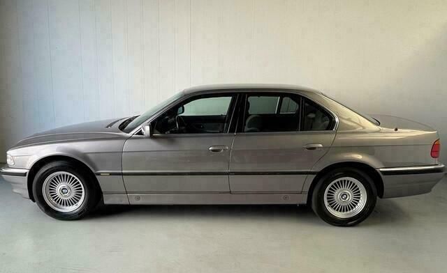 Occasion BMW 750 326 PK (239 kW) 1995 Grijs Sedan