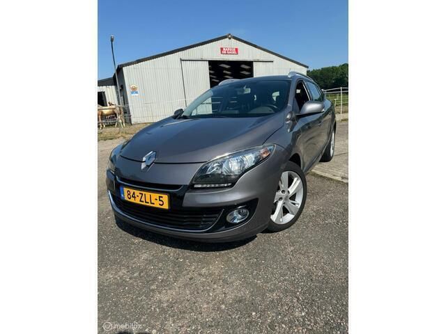 Grijs Gebruikt 2013 Renault Mégane GrandTour Bose Edition Stationwagen | € 3.500 (Super prijs) - Afbeelding 1/4