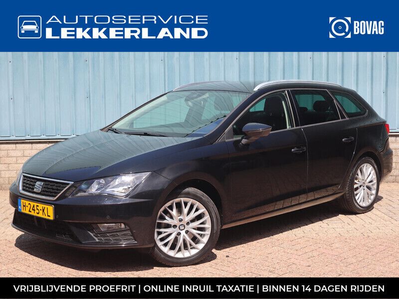 Zwart Gebruikt 2020 Seat Leon Style Stationwagen | € 18.395 (Eerlijke prijs) - Afbeelding 1/4