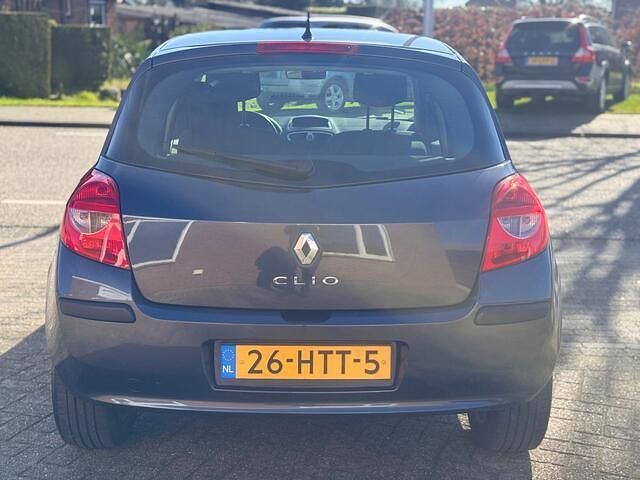 Occasion Renault Clio II Collection 75 PK (55 kW) 2009 Grijs Hatchback