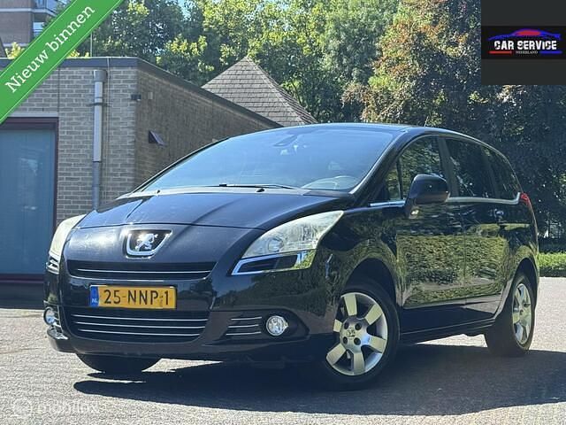 Zwart Gebruikt 2010 Peugeot 5008 MPV | € 2.299 (Eerlijke prijs) - Afbeelding 1/4