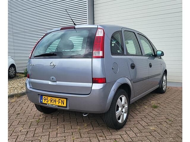 Occasion Opel Meriva 101 PK (74 kW) 2005 Grijs MPV