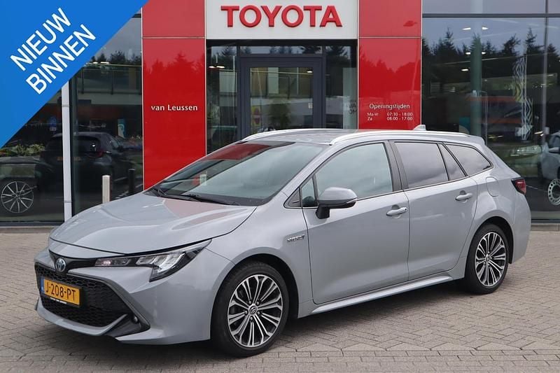 Grijs Gebruikt 2020 Toyota Corolla Stationwagen | € 20.890 (Eerlijke prijs) - Afbeelding 1/4