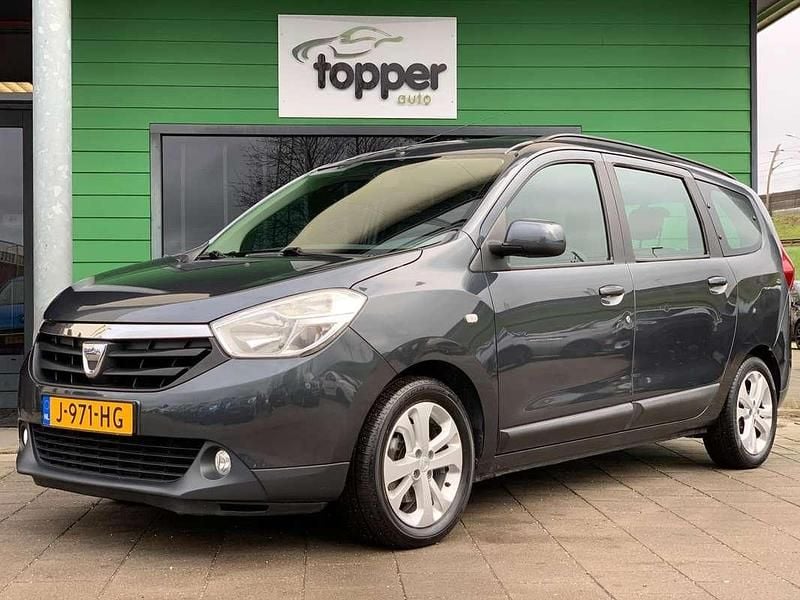 Grijs Gebruikt 2012 Dacia Lodgy Prestige MPV | € 4.450 - Afbeelding 1/4
