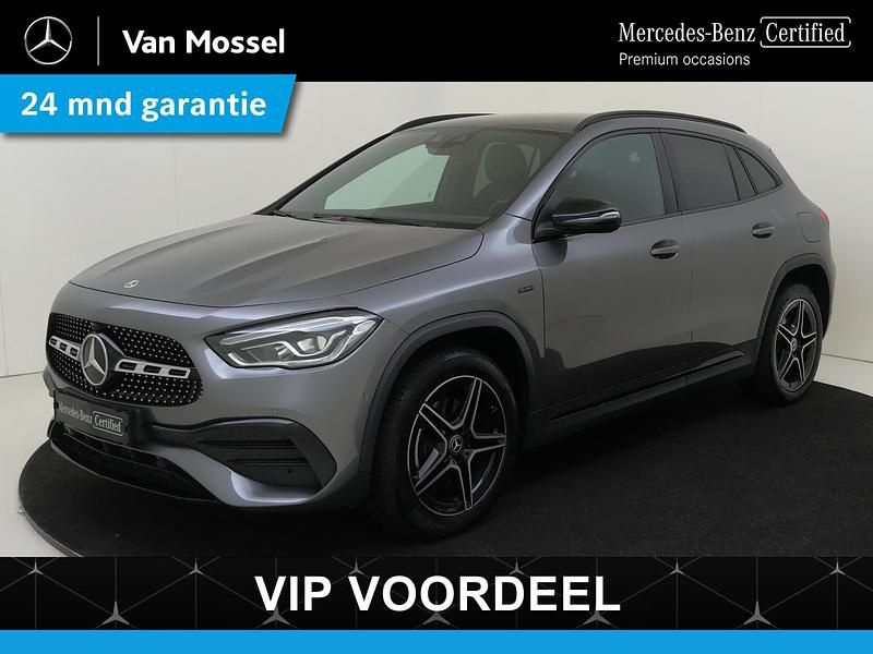Grijs Gebruikt 2021 Mercedes GLA250 Business SUV | € 38.500 (Iets duurder) - Afbeelding 1/4