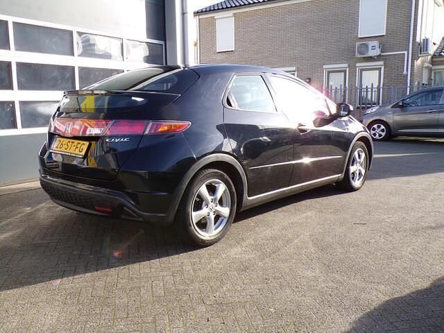Occasion Honda Civic Sport 83 PK (61 kW) 2006 Zwart (metallic) Hatchback