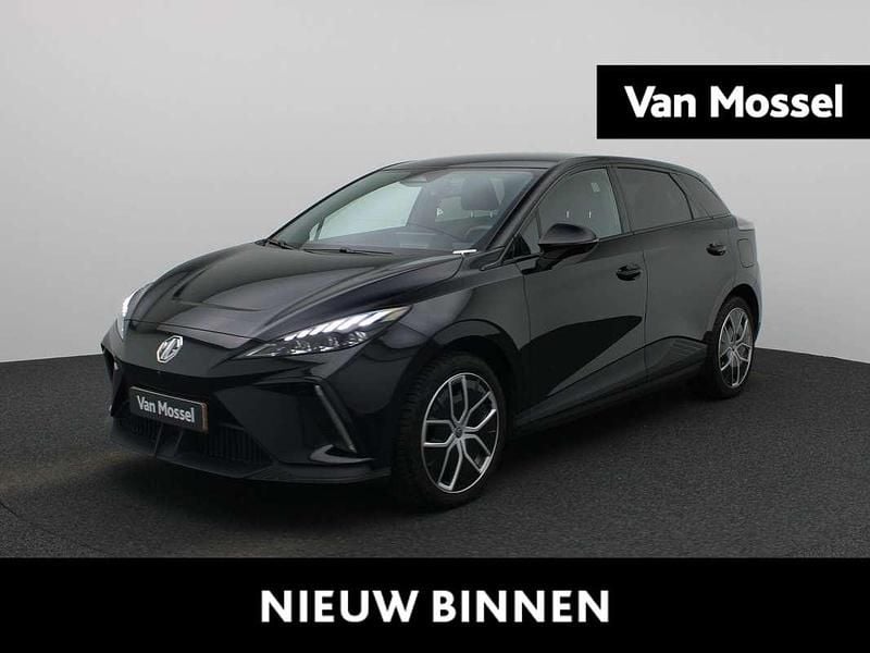 Zwart Gebruikt 2023 MG MG4 EV Luxury Hatchback | € 23.400 (Eerlijke prijs) - Afbeelding 1/4