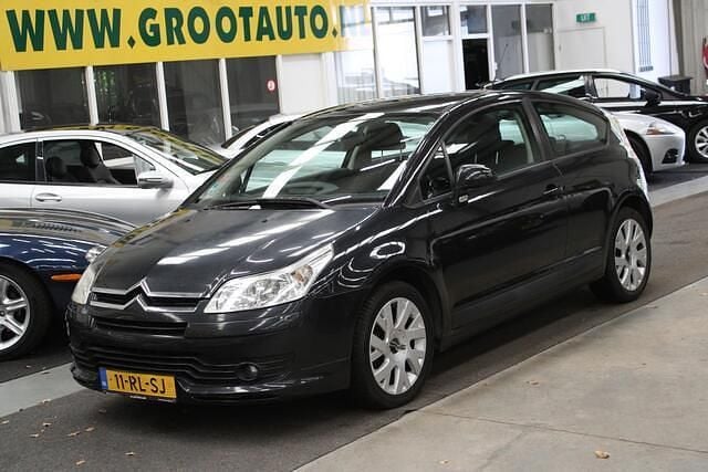 Zwart Gebruikt 2005 Citroën C4 VTR Sport Coupé | € 944 (Goede deal) - Afbeelding 1/4