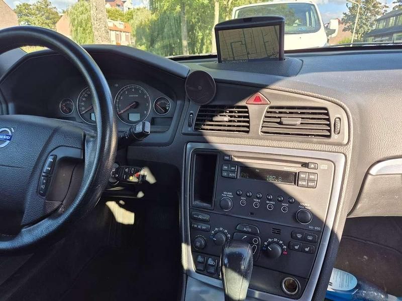 Zwart Gebruikt 2005 Volvo V70 Momentum Stationwagen | € 3.400 (Super prijs) - Afbeelding 1/4