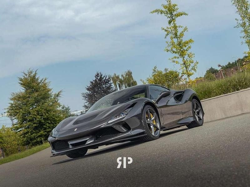 Occasion Ferrari F8 721 PK (530 kW) 2021 Grijs (metallic) Coupé