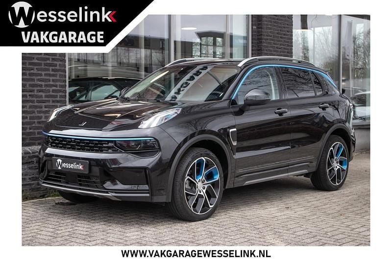 Zwart Occasion 2025 Lynk & Co 01 SUV | € 25.850 (Super prijs) - Afbeelding 1/4