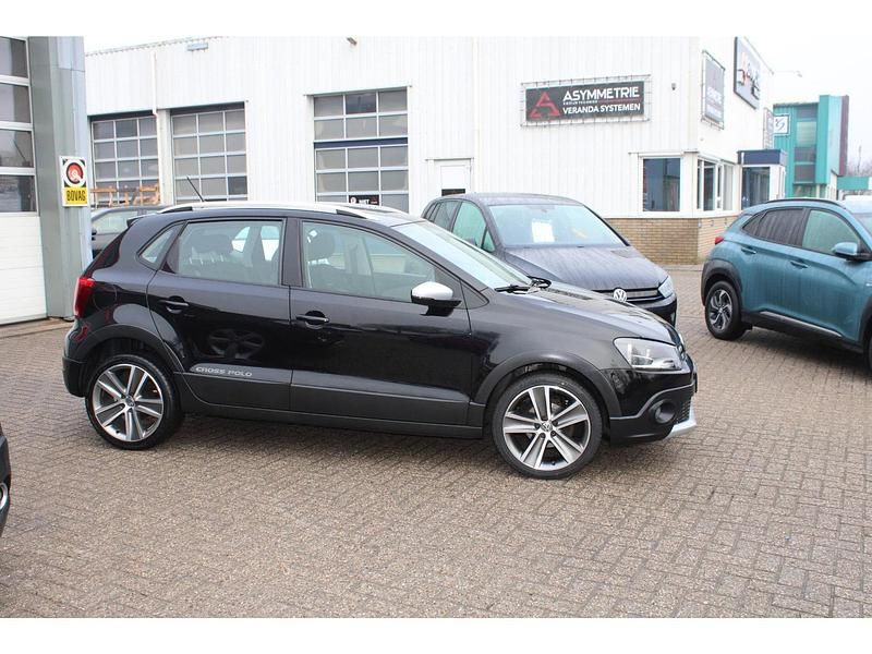 Occasion VW Polo Cross 86 PK (63 kW) 2011 Zwart Hatchback