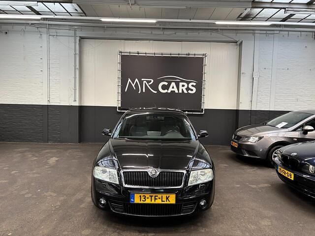 Zwart Gebruikt 2006 Skoda Octavia RS Hatchback | € 4.750 (Duur) - Afbeelding 1/4