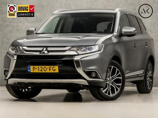 Grijs Occasion 2017 Mitsubishi Outlander Edition SUV | € 16.945 (Goede deal) - Afbeelding 1/4
