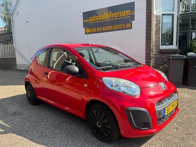 Rood Gebruikt 2014 Citroën C1 Attraction Hatchback | € 1.999 (Goede deal) - Afbeelding 1/4