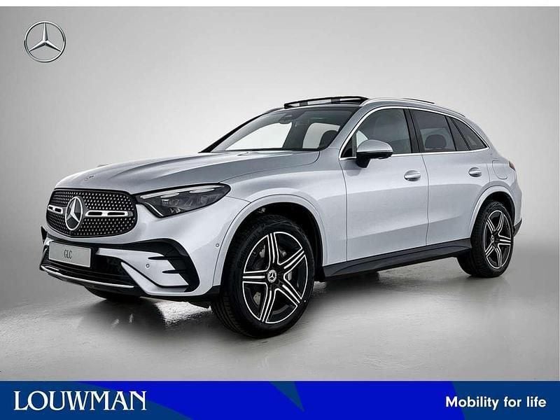 Zilver Nieuw 2025 Mercedes GLC400d Sport Edition SUV | € 81.881 (Goede deal) - Afbeelding 1/4