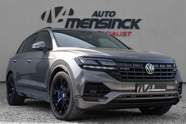 Grijs, metallic lak Gebruikt 2021 VW Touareg SUV | € 56.950 (Eerlijke prijs) - Afbeelding 1/4