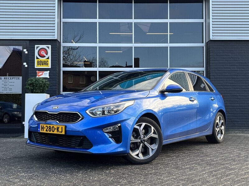 Blauw Gebruikt 2020 Kia Ceed Hatchback | € 15.995 (Iets duurder) - Afbeelding 1/4