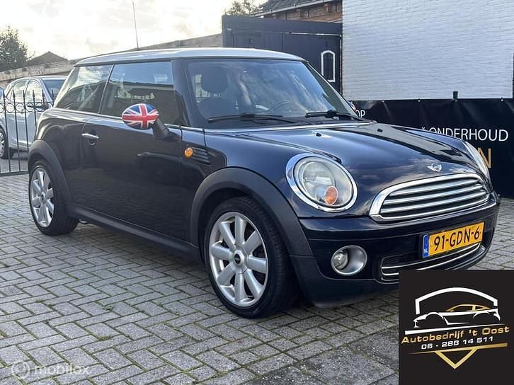 Zwart Gebruikt 2008 Mini Cooper Pepper Hatchback | € 3.950 (Eerlijke prijs) - Afbeelding 1/4